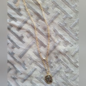 COPY - Women's Fashion Metal Pendant Natural Color Abalone Gold Tone Necklace